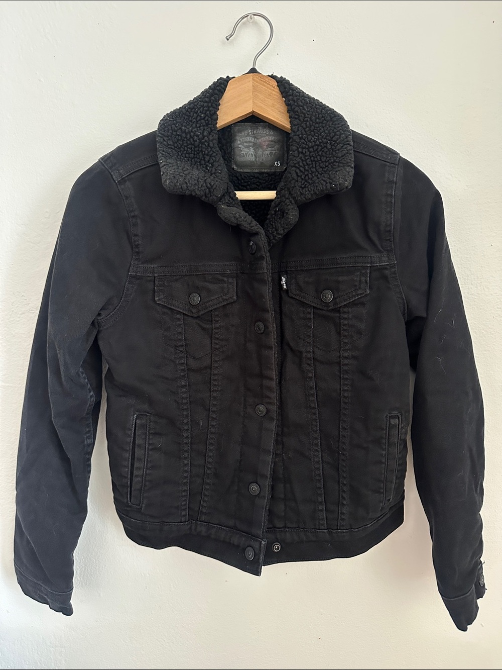 Levi’s Black Sherpa-Lined Denim Jacket - Women's
